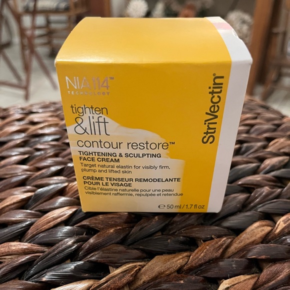 StriVectin Tighten and Lift face cream - Picture 2 of 3